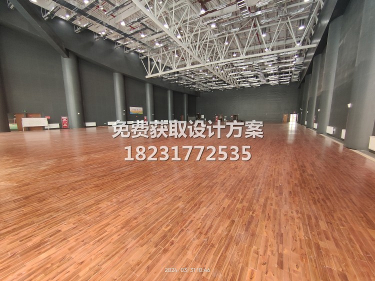 篮球场木地板